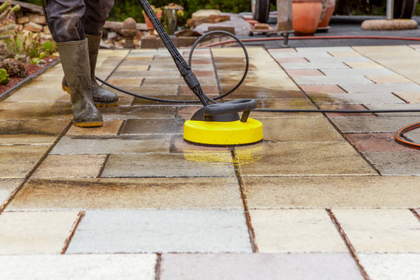 Best Pool Deck Cleaning in Hampshire, IL